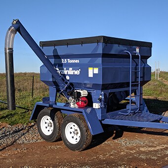 Grainline 出料拖车配有 LINAK 推杆