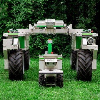 使用电动机器人除草效果优异