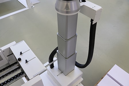 MBO CoBo 堆垛机内置 LINAK® LC3 升降柱