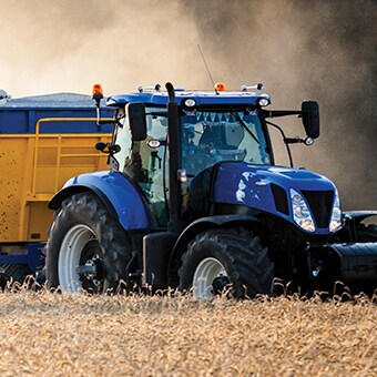 农用拖拉机