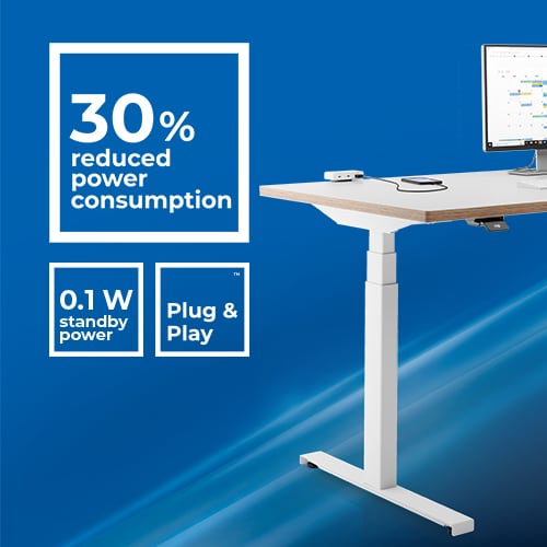 带有 EXPERIENCE 升降柱和图标的办公桌：功耗降低 30%，待机功耗 0.1 W，且支持 “即插即用”。