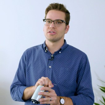 确定电机、制动器和外壳在电动推杆上所起的作用