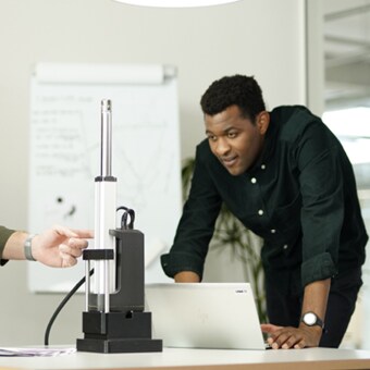 工程师使用 I/O™ 推杆