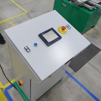 PLC 控制系统与 LINAK 推杆兼容