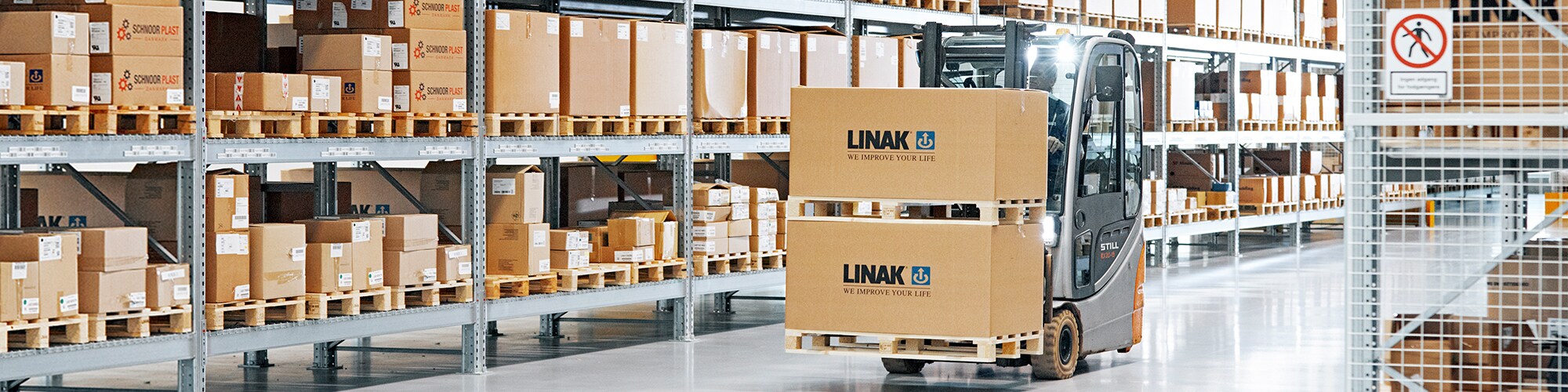 装有 LINAK 产品的卡车运输箱