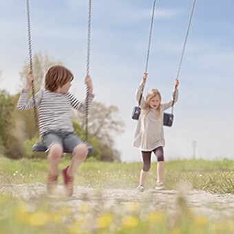 通过 LINAK Washable DURA™ 、LINAK Protect™ 改善生活，创造更美好的未来。