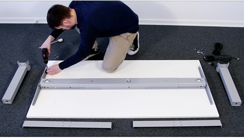 桌架方案 2 – 如何组装升降桌