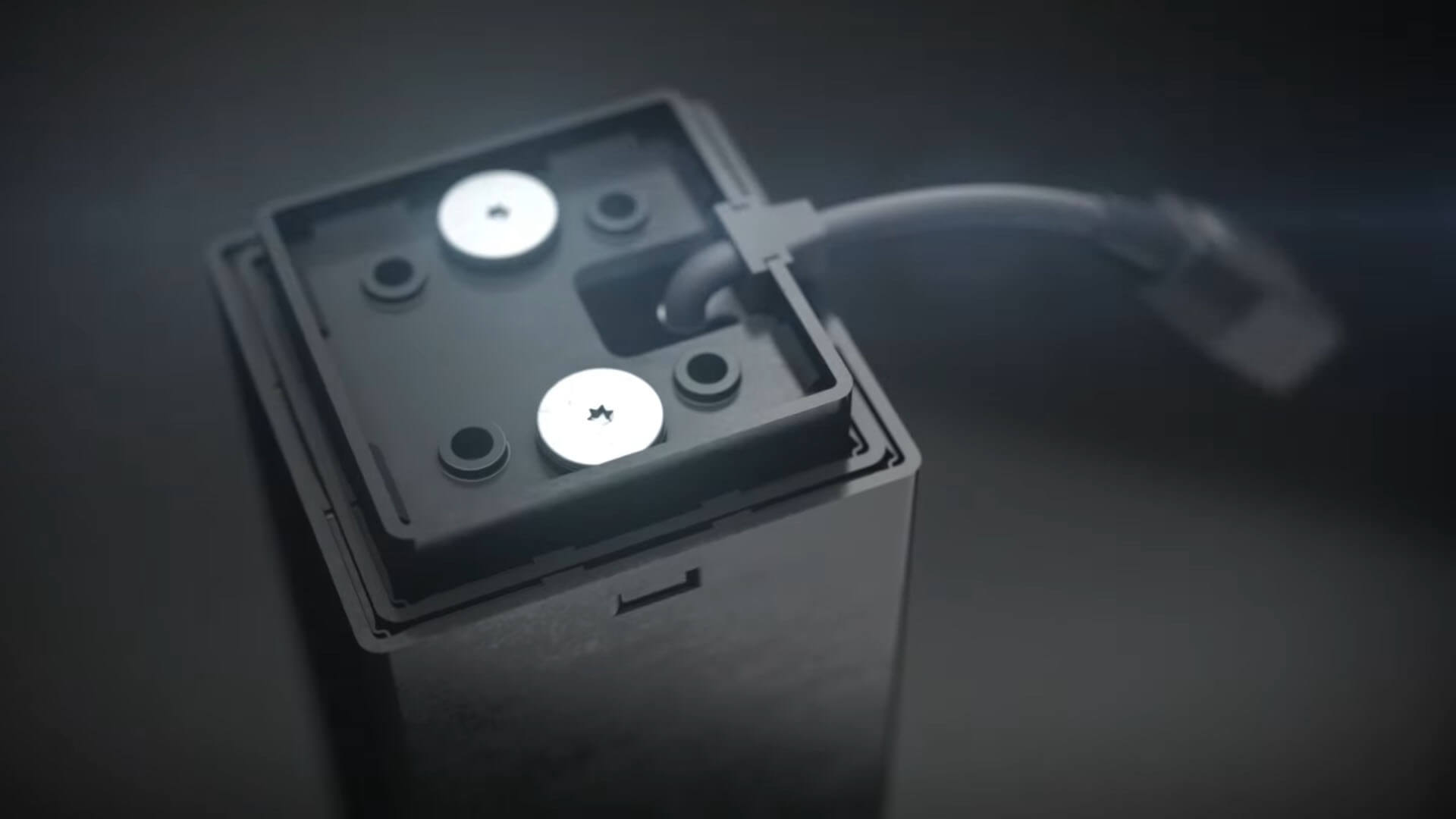 LINAK 的直线式升降柱 DL17