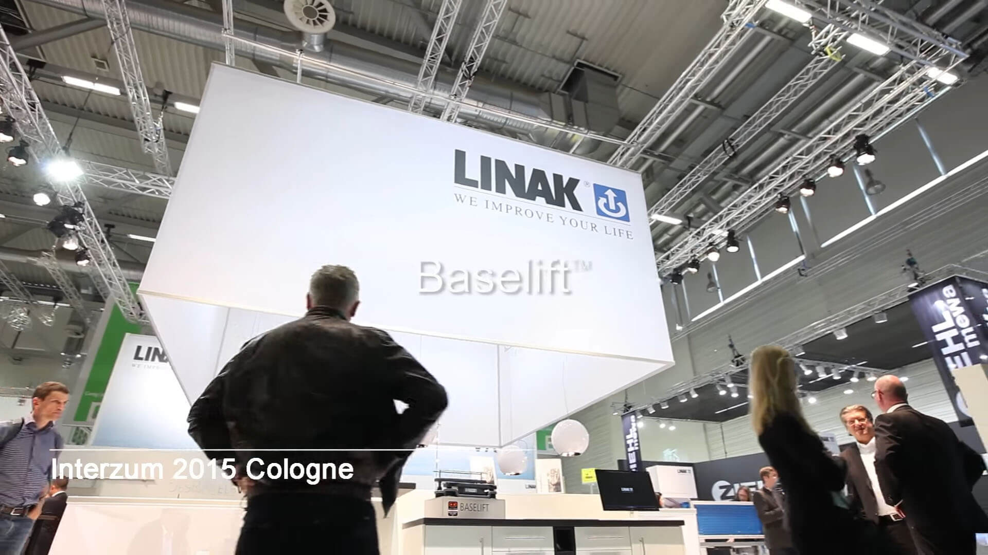 来自 Interzum （英文） 的 LINAK Baselift