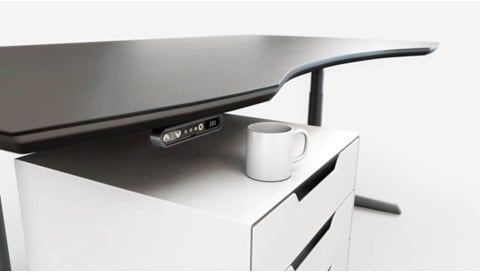 PIEZO™ - LINAK 基于硬件的安全防碰撞解决方案可以防止损坏材料